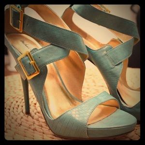 Size 9 Michael Antonio heels.